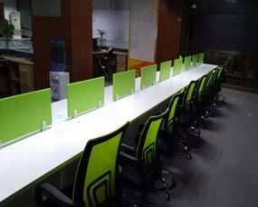 深圳二手办公家具 全新办公桌班台免费上门服务，省钱又省心